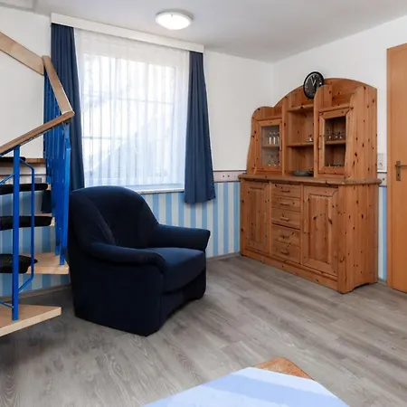 아파트 Toewerland 10 유이스트